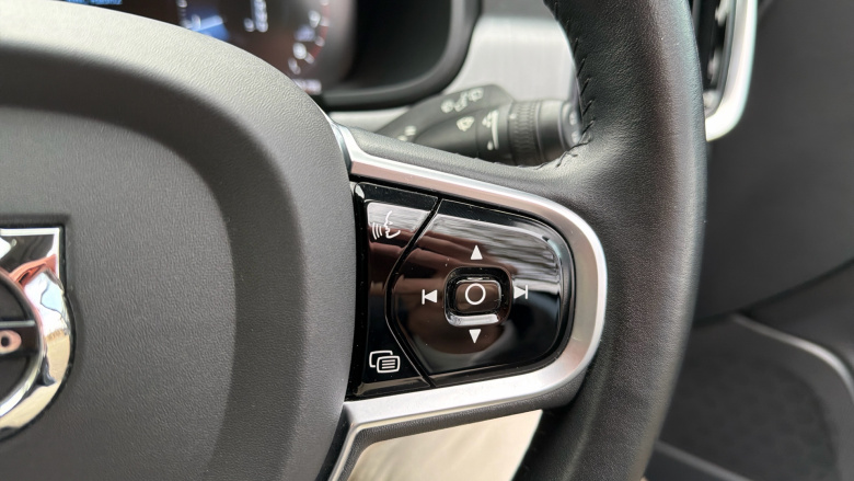 Volvo V90 2.0 T4 Momentum Plus 5dr Geartronic Petrol Estate